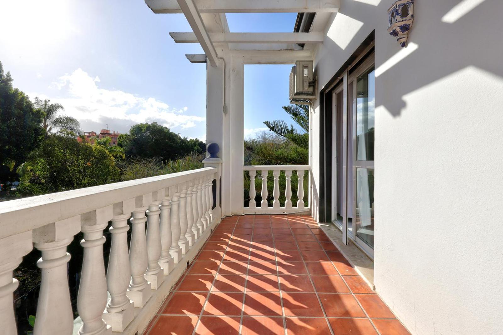 Hostal Puerta Almar Естепона Екстериор снимка