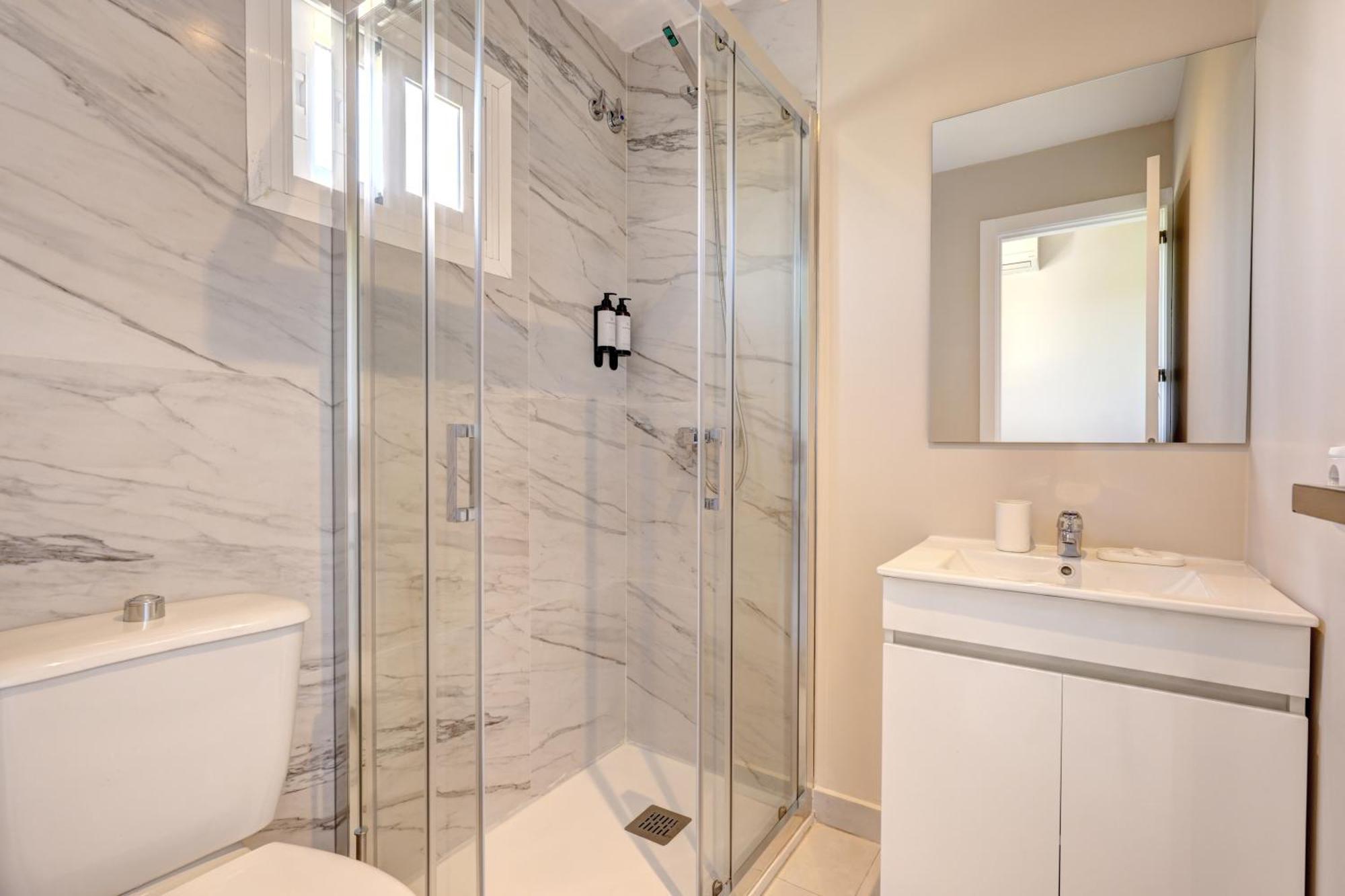Hostal Puerta Almar Естепона Екстериор снимка