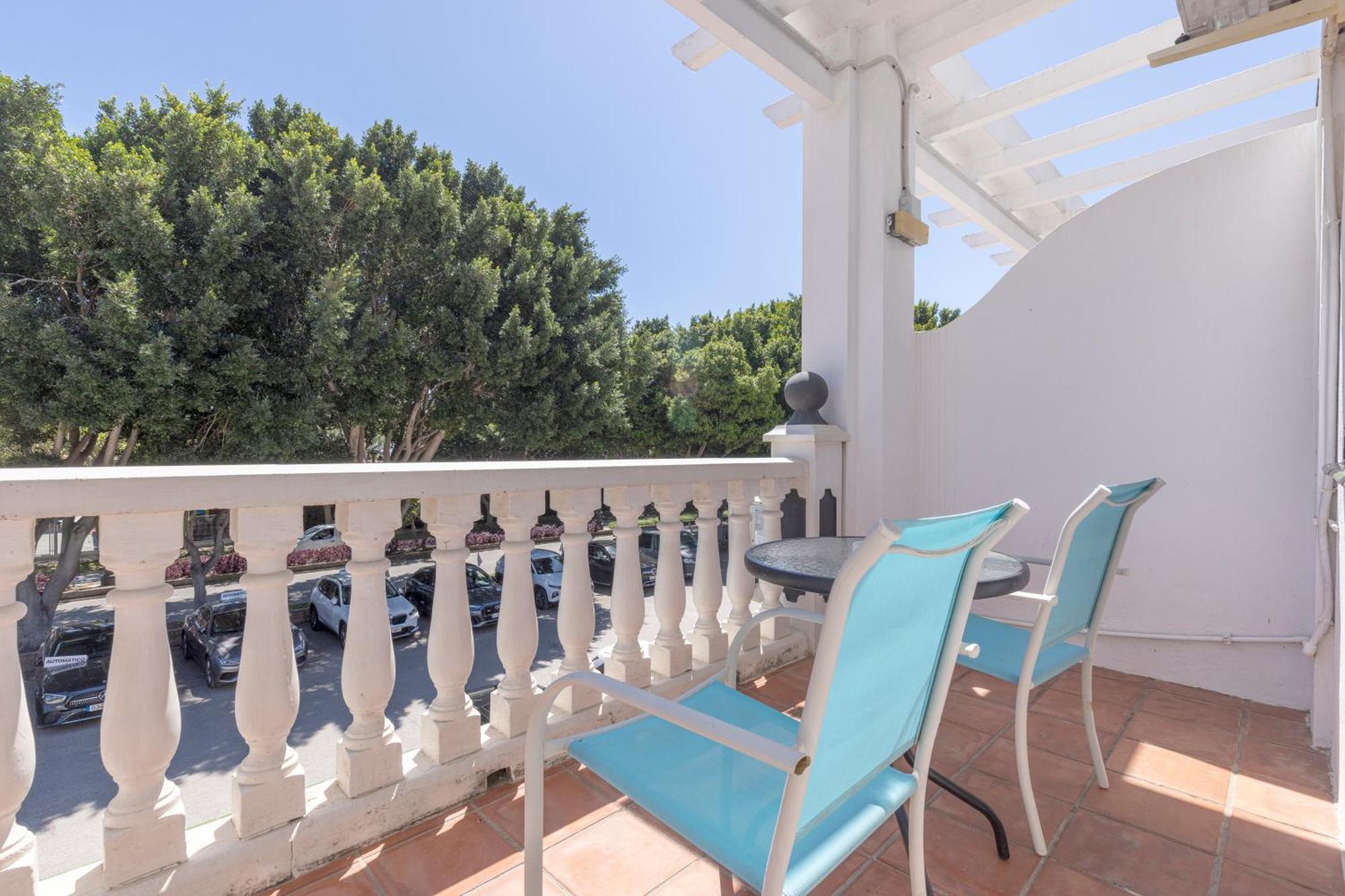 Hostal Puerta Almar Естепона Екстериор снимка