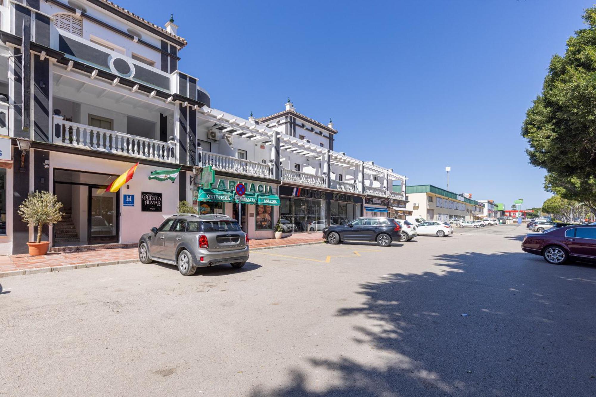 Hostal Puerta Almar Естепона Екстериор снимка