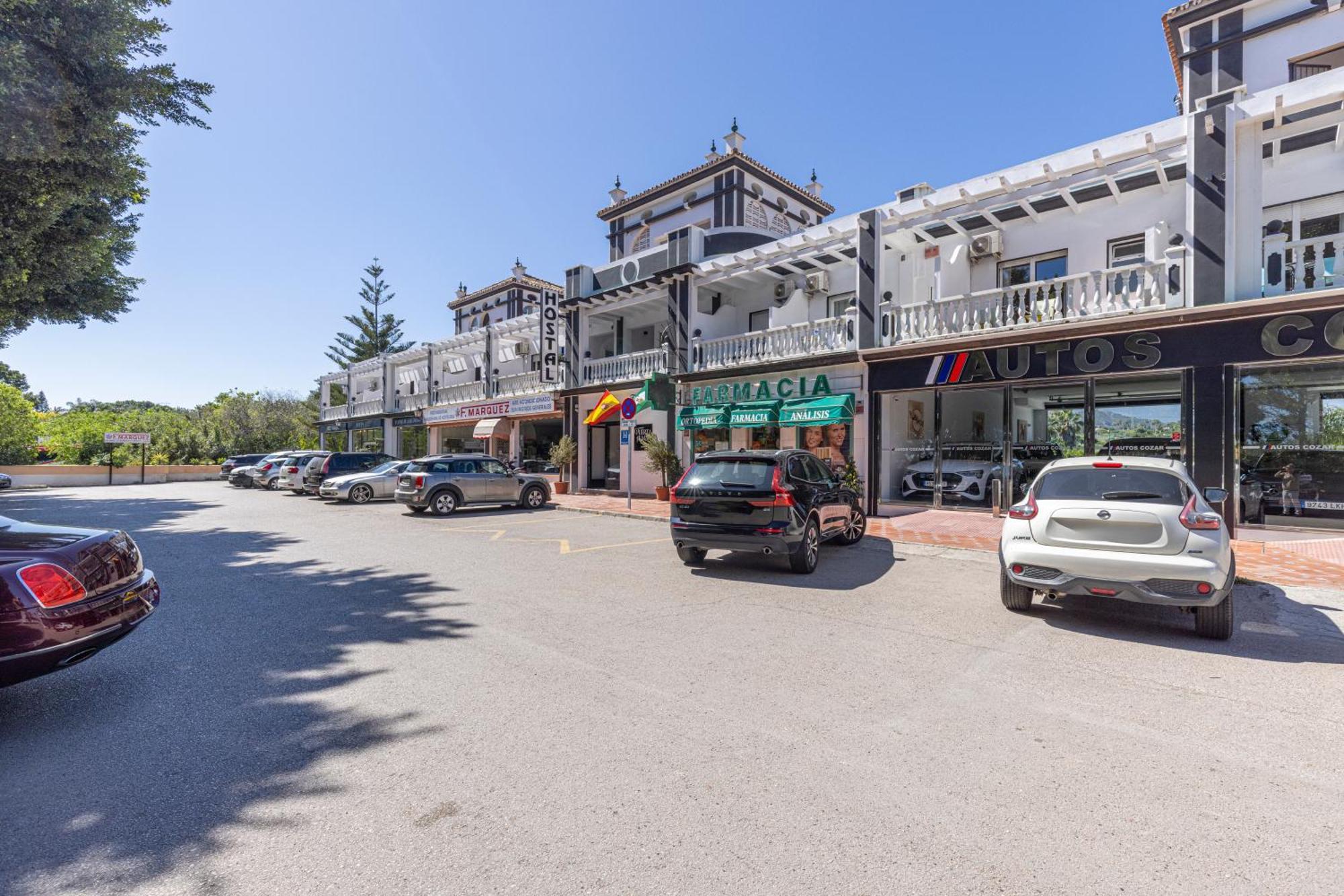 Hostal Puerta Almar Естепона Екстериор снимка